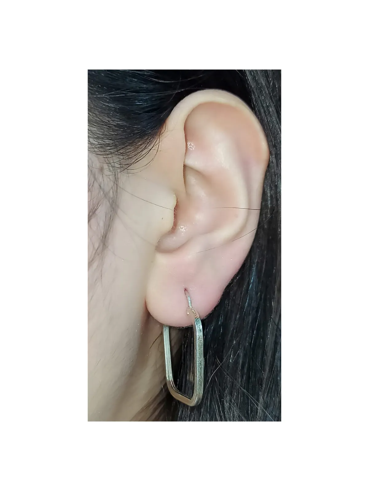 Aretes Candonga Cuadrada Plana 