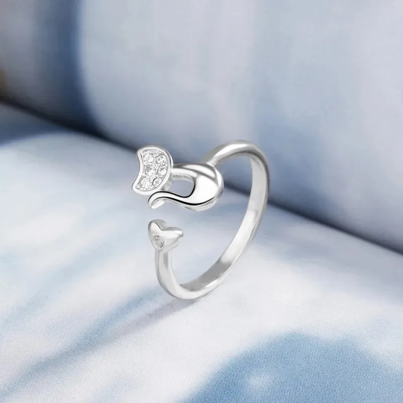 Anillo Argolla De Gato Ajustable Corazón Plateado