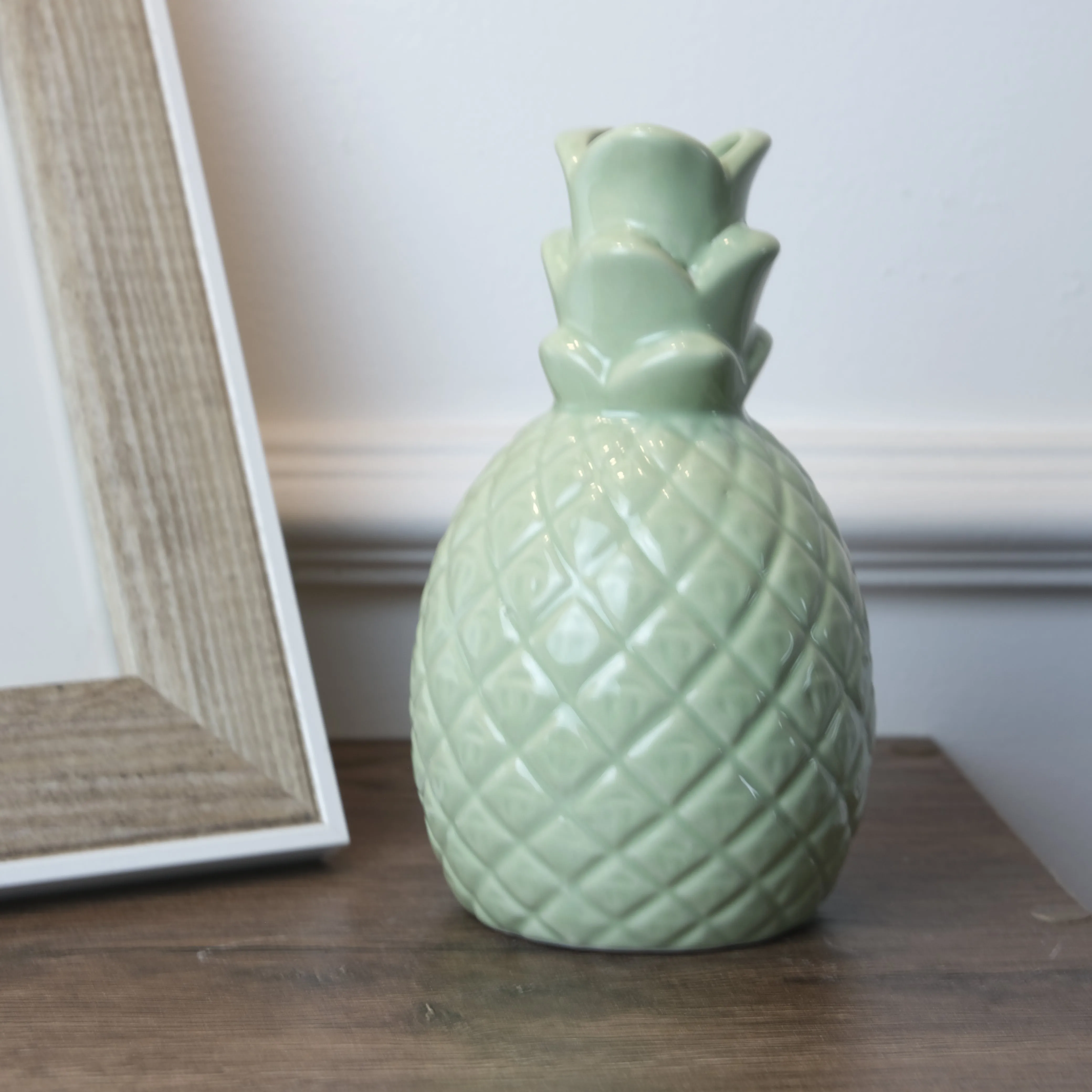 Piña Decorativa Mediana Verde Sage En Ceramica