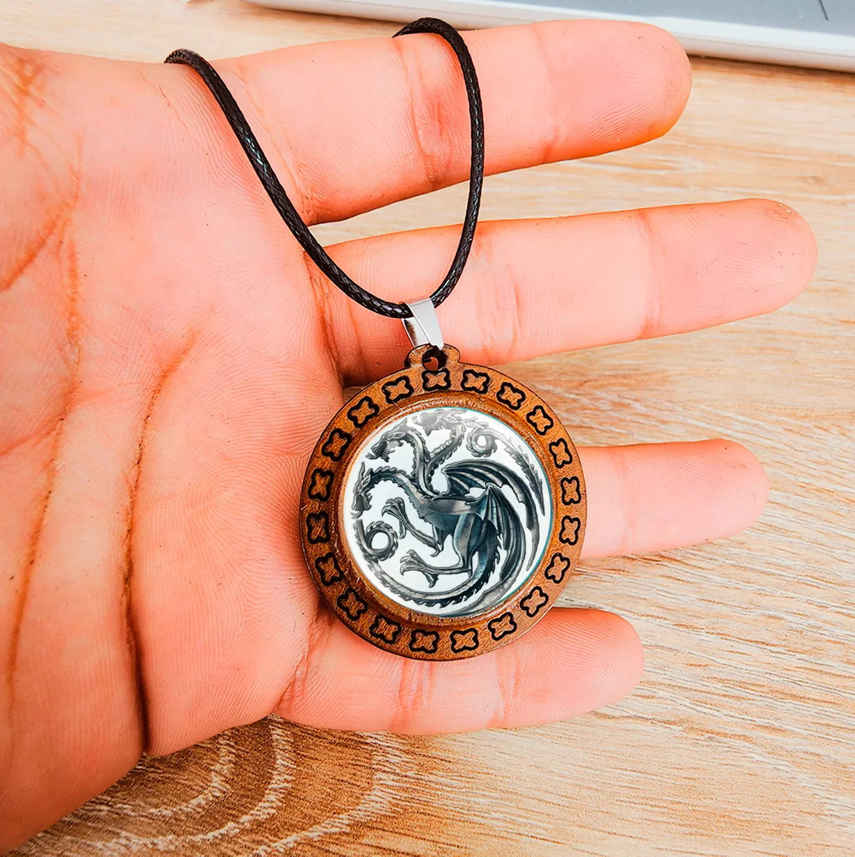 Collar Casa Targaryen Juego De Tronos Unisex + Estuche