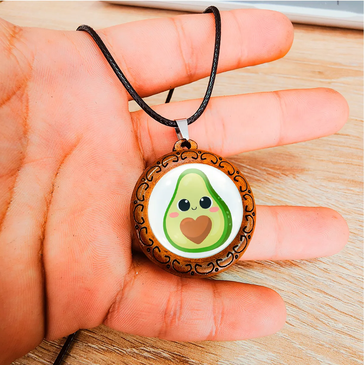 Collar Aguacate Love Unisex + Estuche