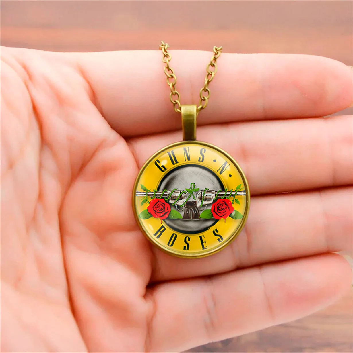 Collar Guns N' Roses Rock Musica Unisex + Estuche