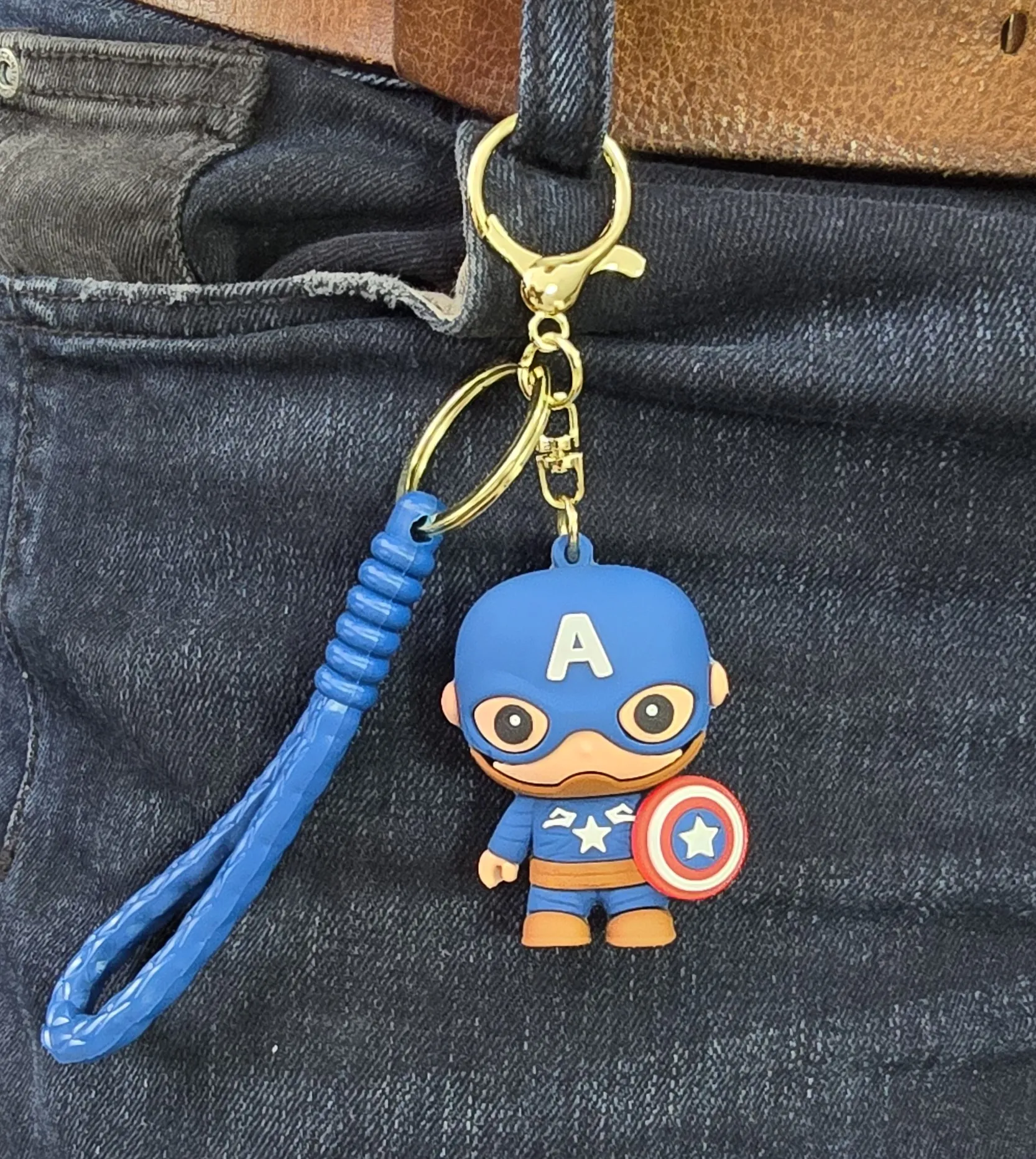 Llavero Comics Capitan America Portatil Con Gancho Unisex