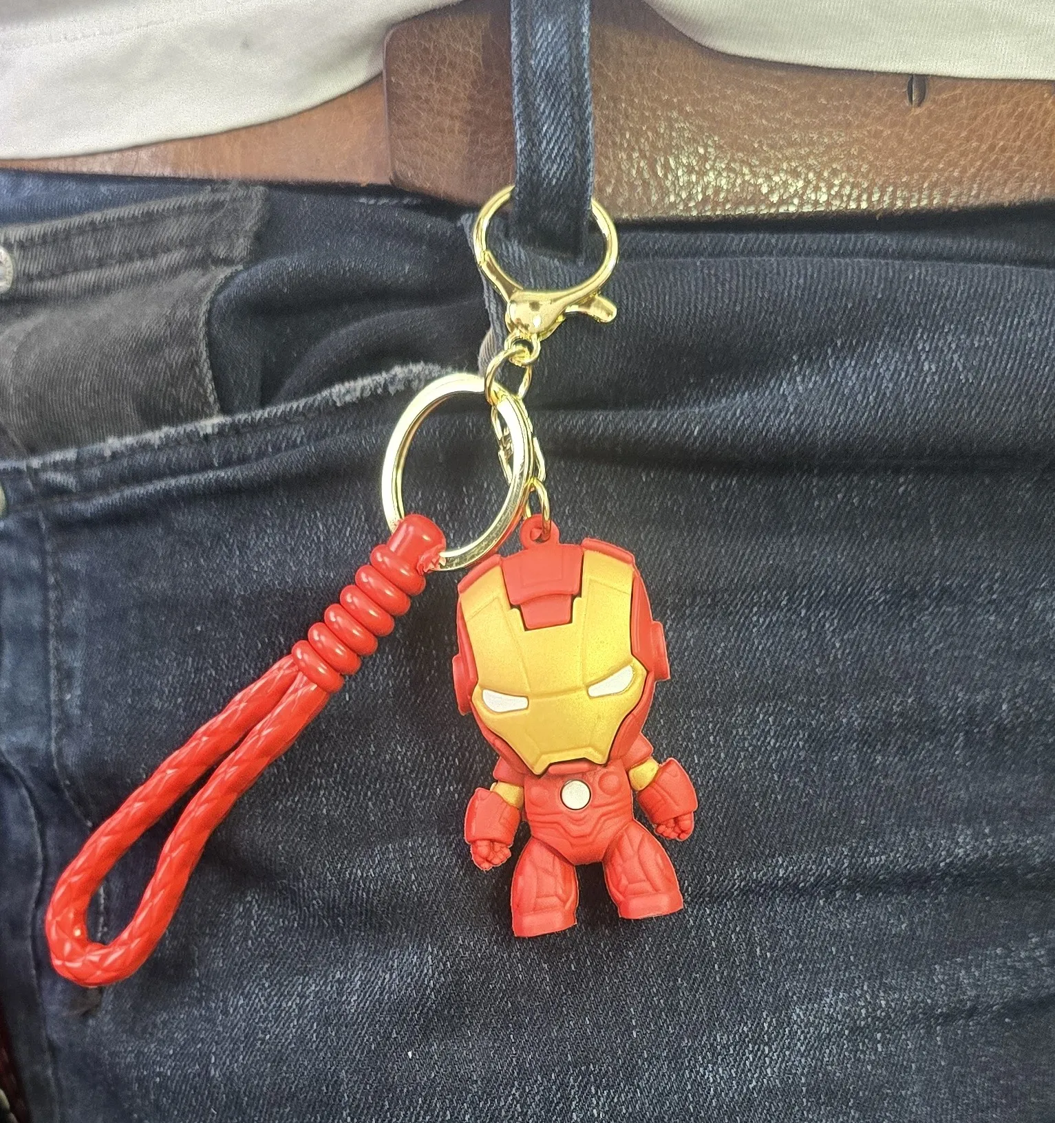 Llavero Comics Avengers Iron Man Portatil Con Gancho Unisex