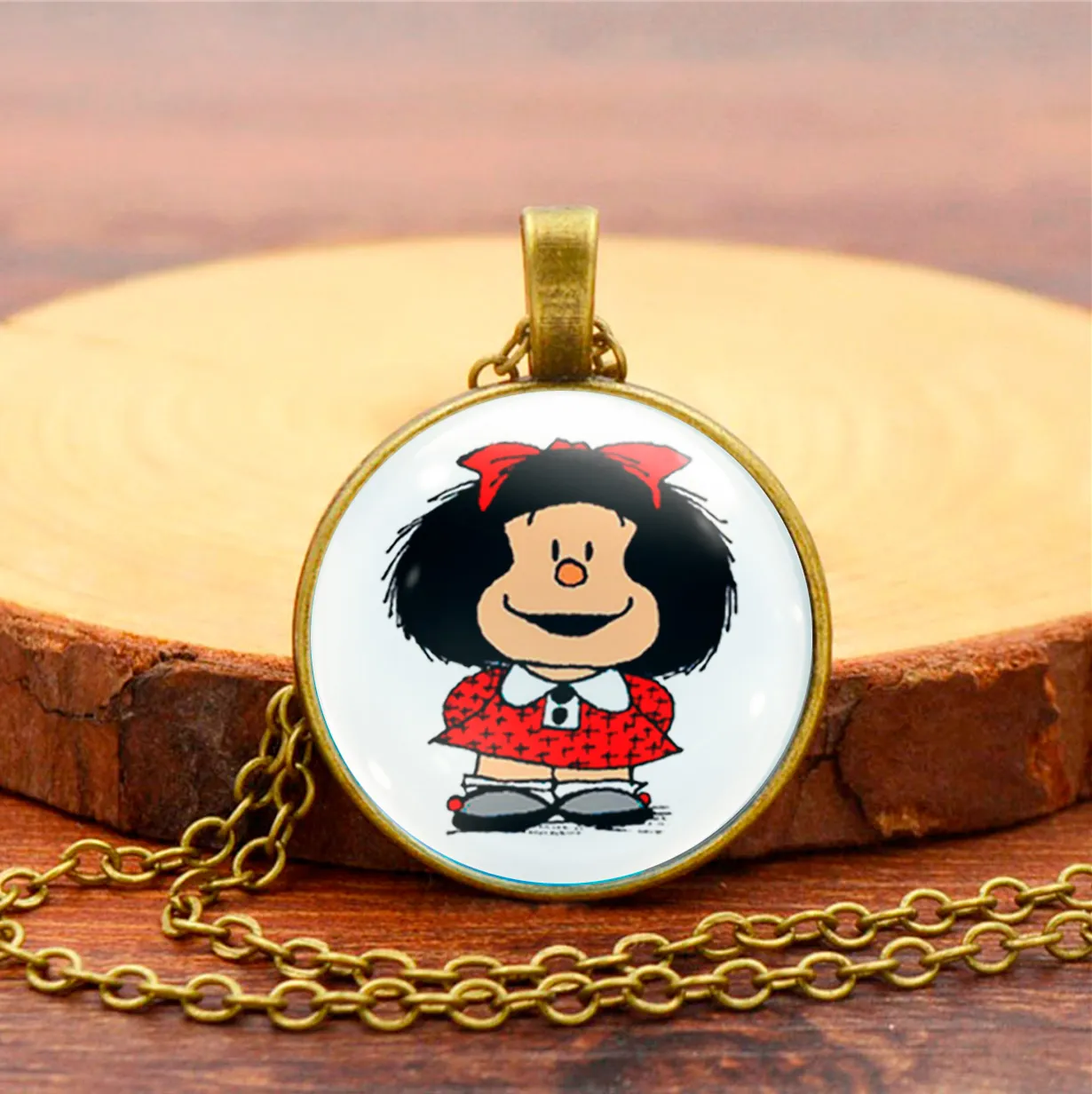 Collar Mafalda Comic Mujer Detalle + Estuche