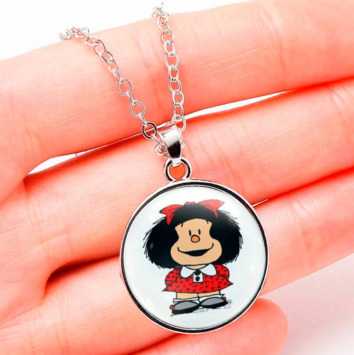 Collar Mafalda Comic Mujer Detalle + Estuche