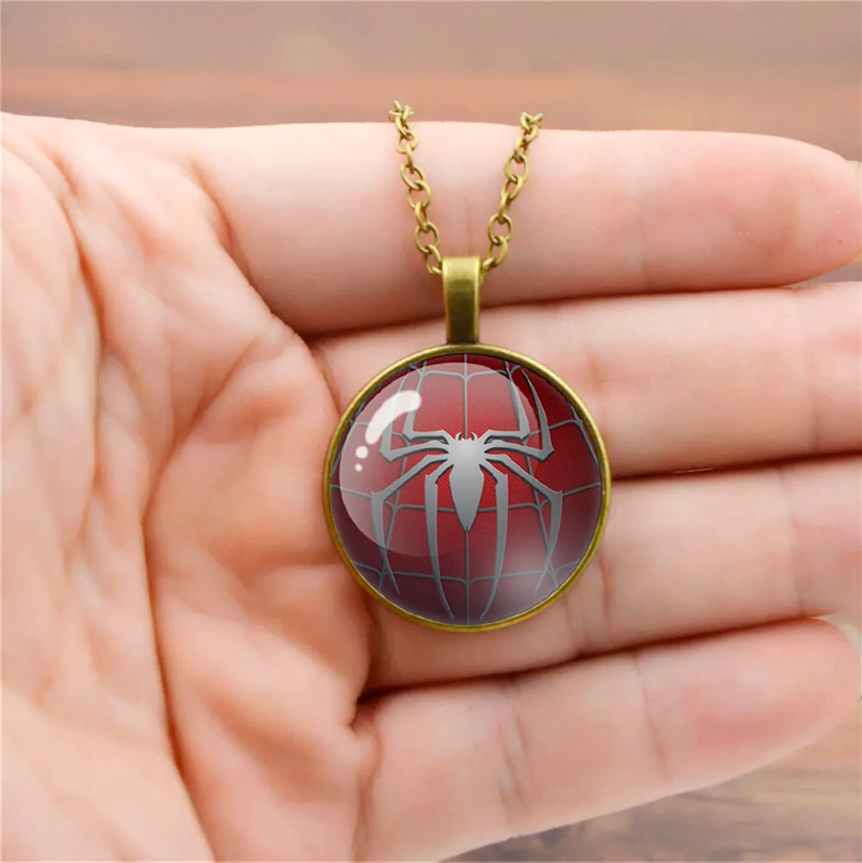 Collar Spiderman Hombre Araña Unisex + Estuche