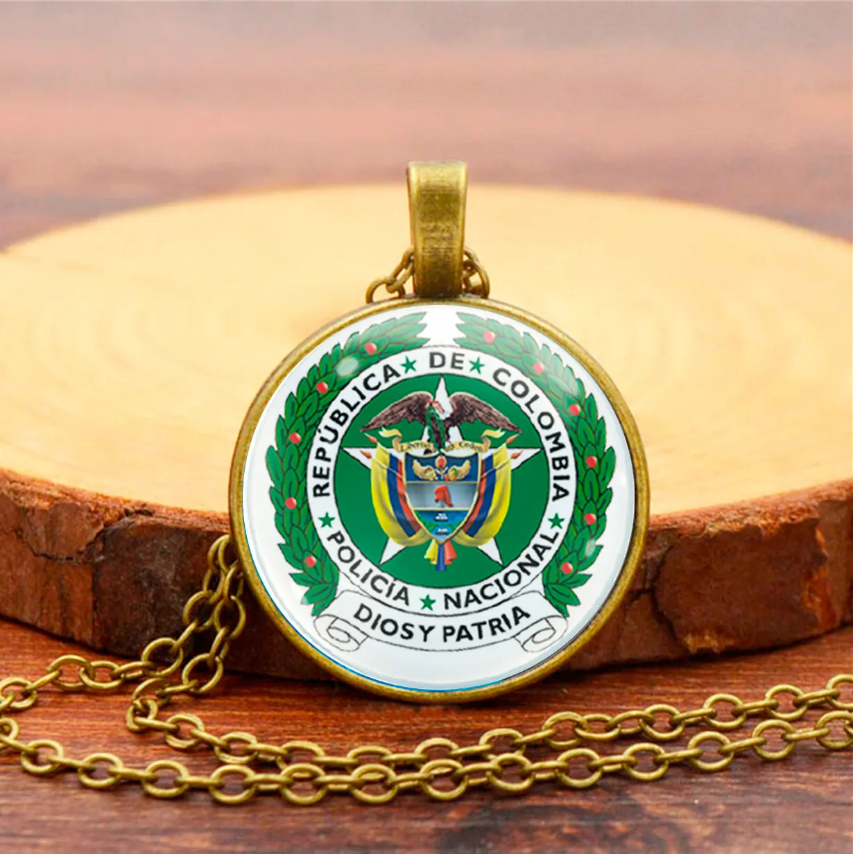 Collar Policia Escudo Colombia Unisex Detalle + Estuche