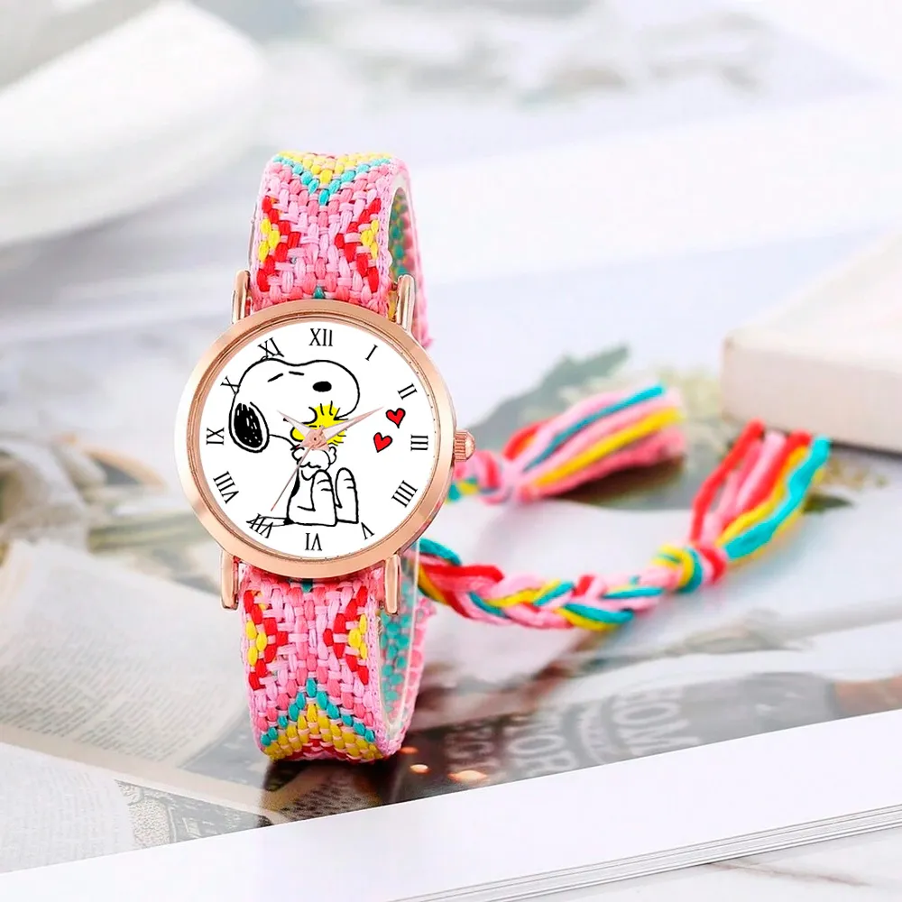 Reloj Snoopy Dorado Tejido Artesanal Mujer + Estuche