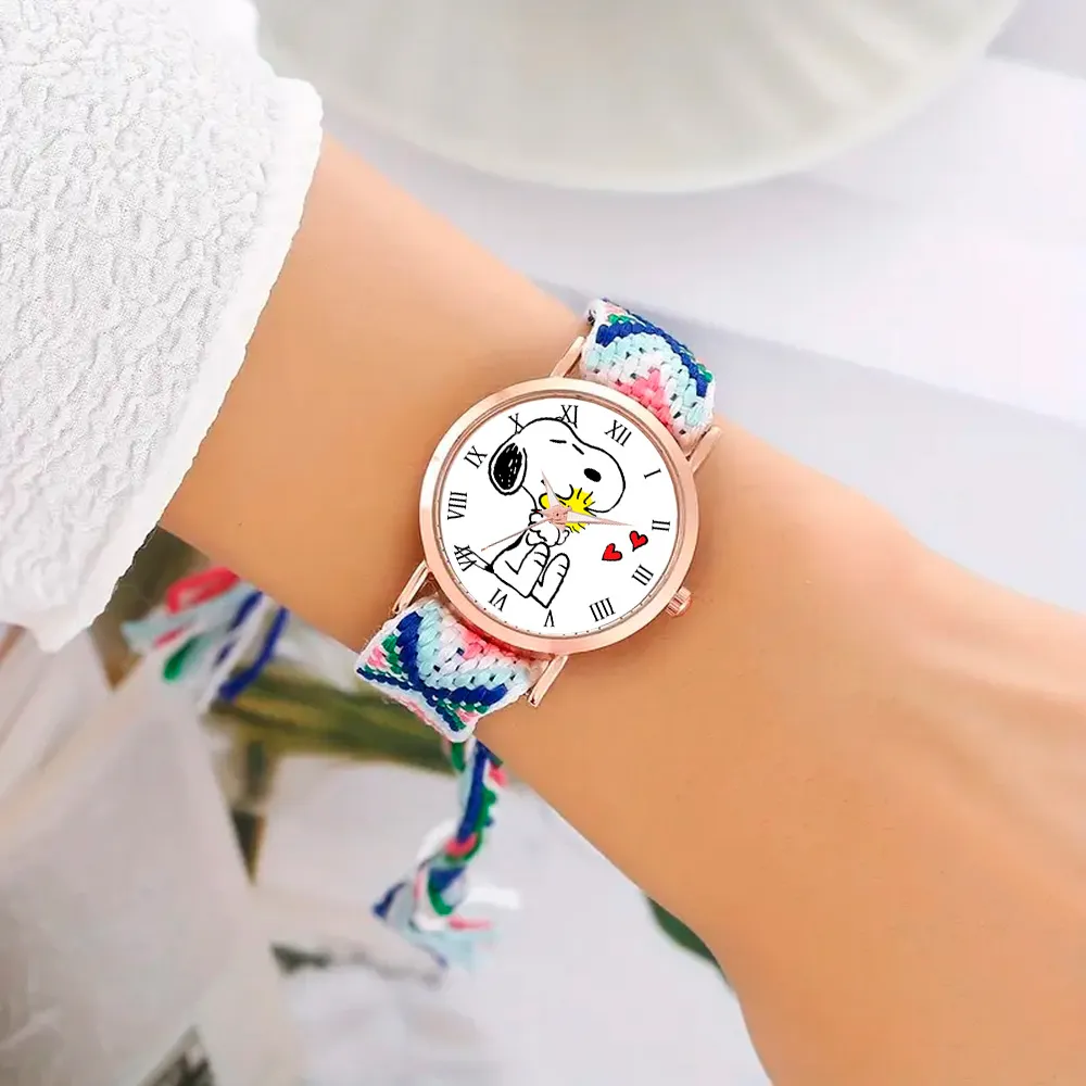 Reloj Snoopy Dorado Tejido Artesanal Mujer + Estuche