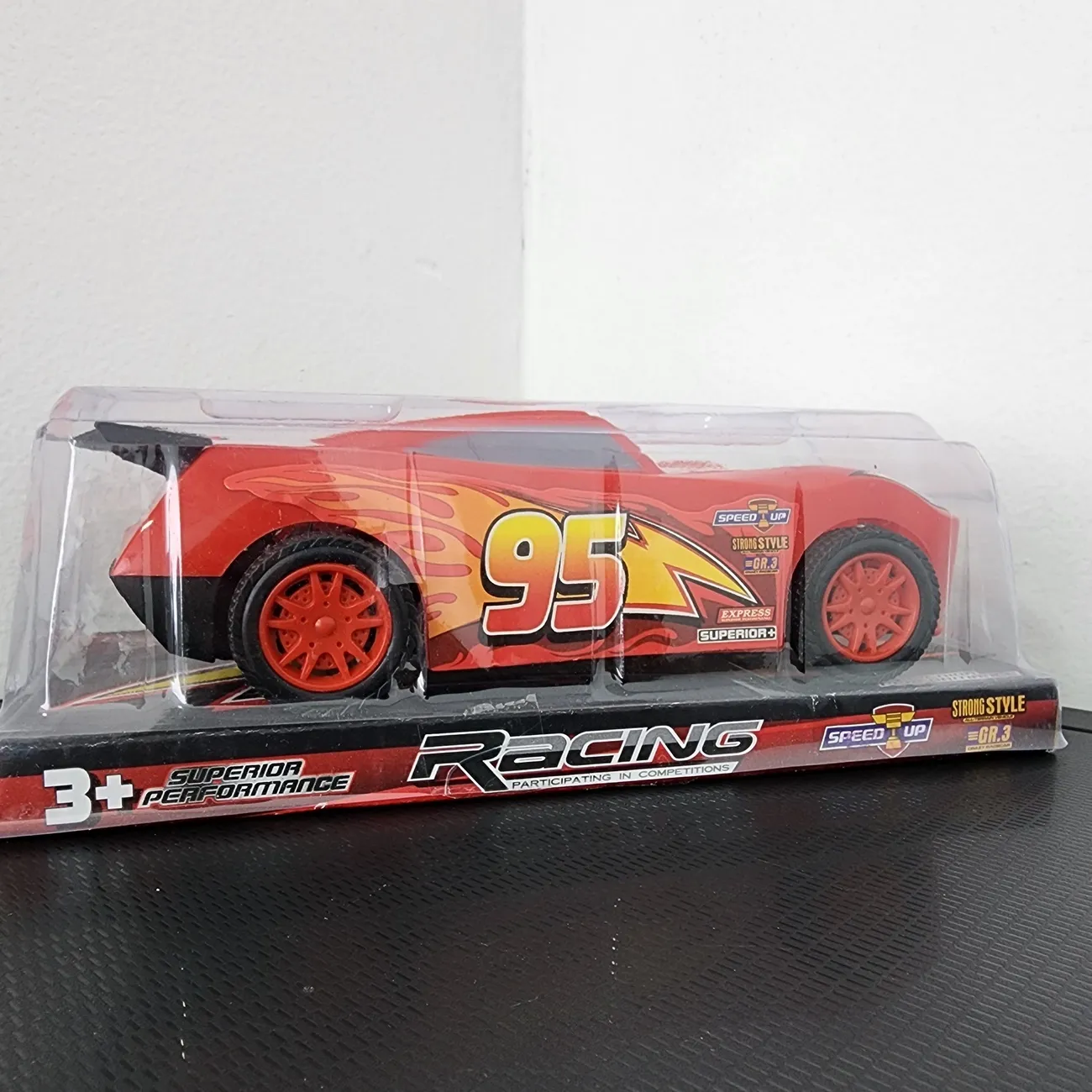 Rayo Mcqueen Carro Cars De Impulso Juguete Niños Regalo