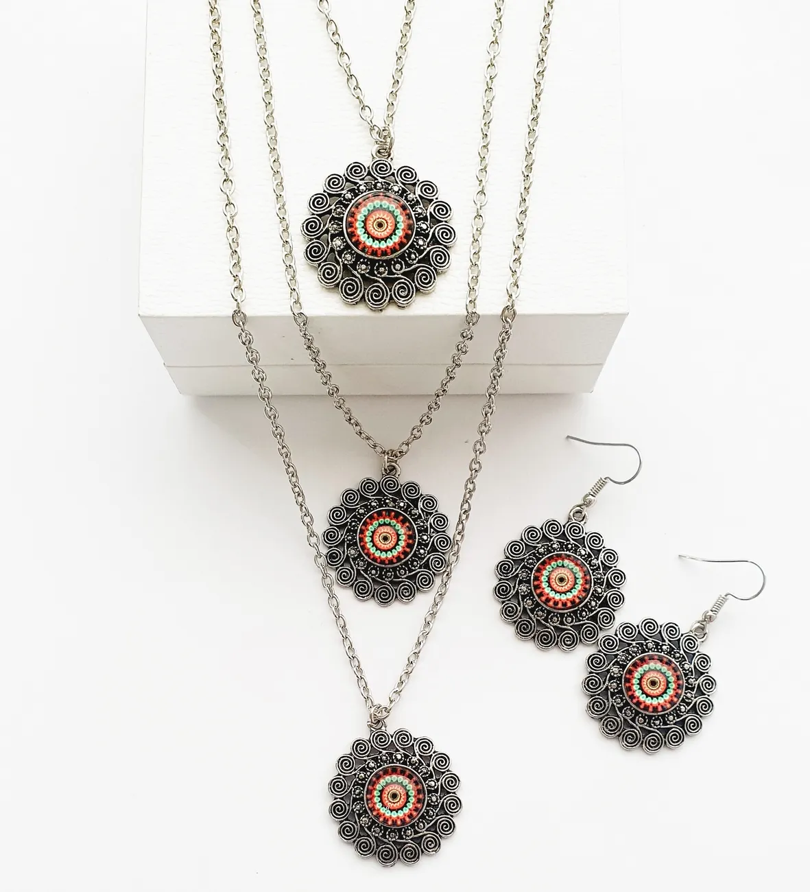 Collar Y Aretes Mandalas + Estuche