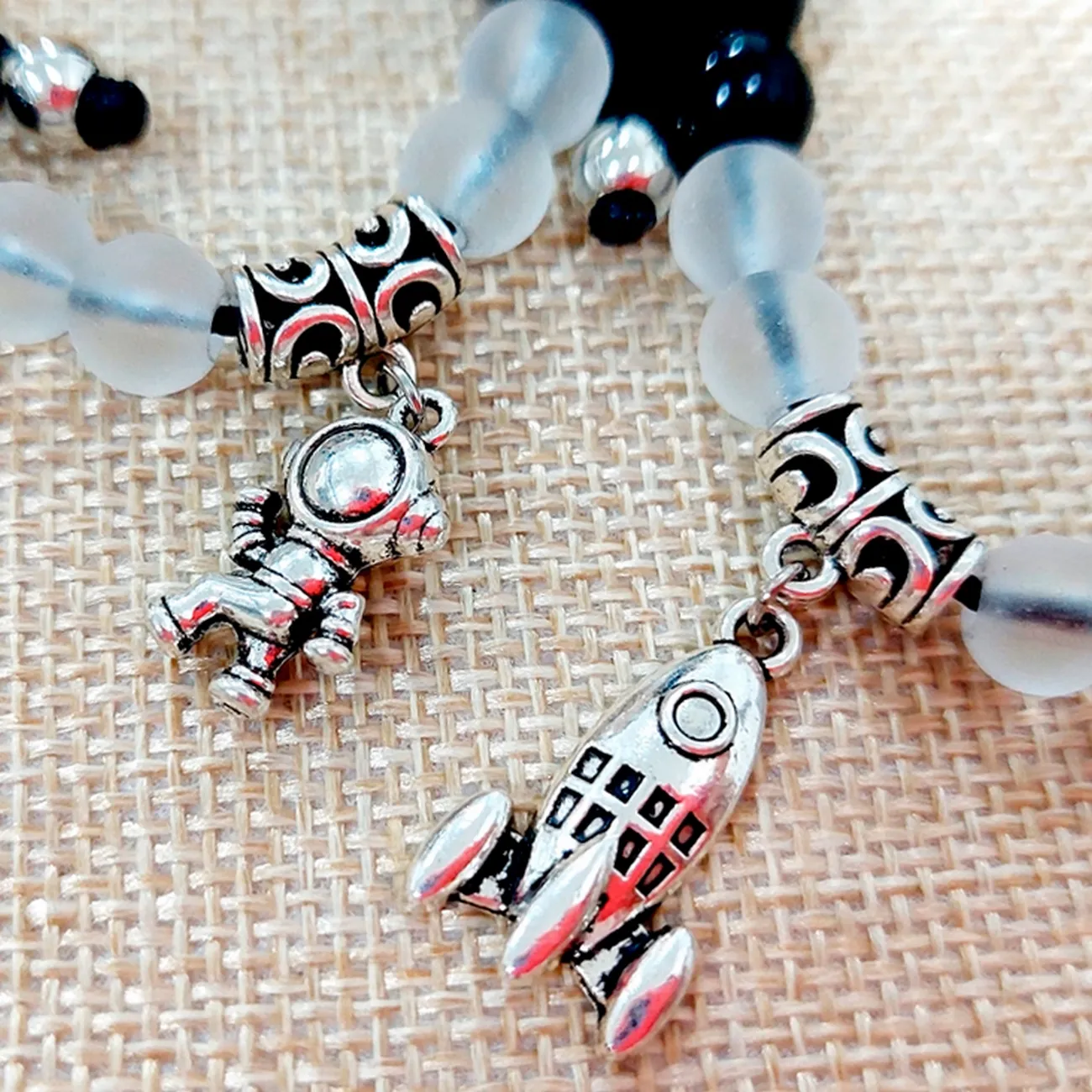 Pulsera Para Pareja Astronauta Nave Espacial Unisex + Estuche