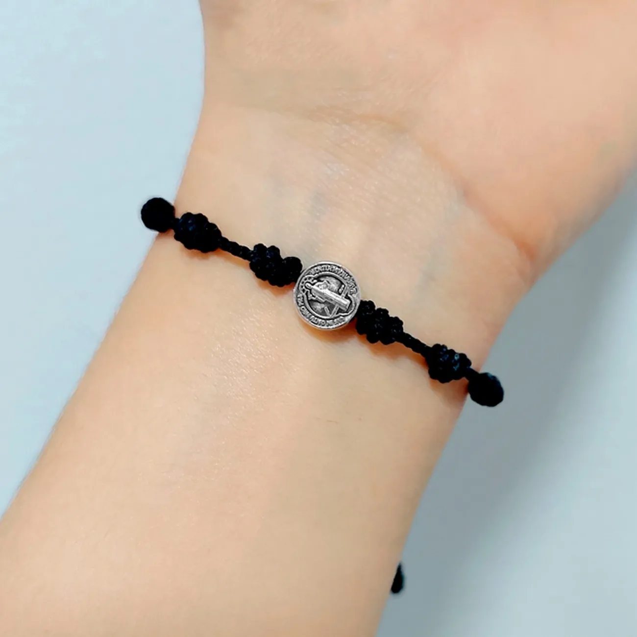 Pulsera Para Pareja San Benito Medalla Proteccion + Estuche