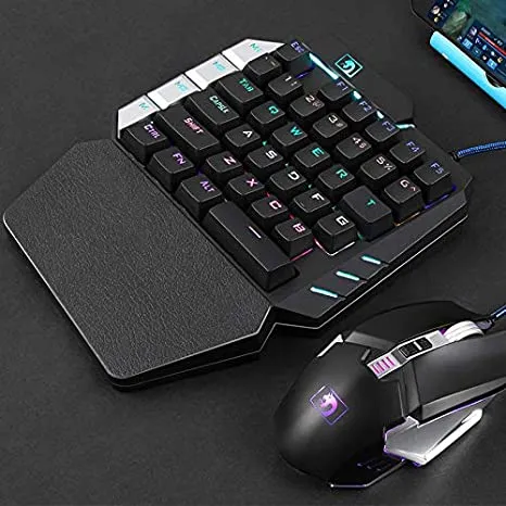 Teclado Gamer Una Mano Rgb K109