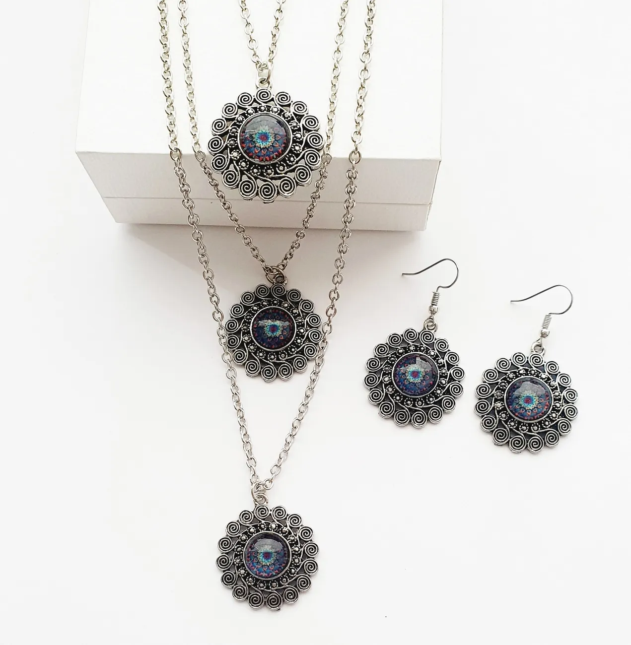 Collar Y Aretes Mandalas + Estuche