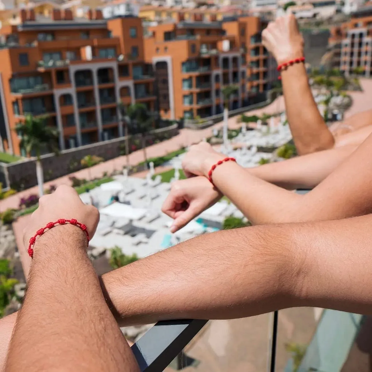 Pulsera Pareja 7 Nudos Novios Rojas + Estuche .