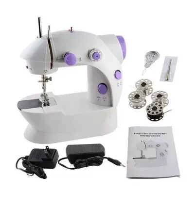 Maquina De Coser Portátil Mini Sewing Machine 4 In1 Color Blanco 110V/220V