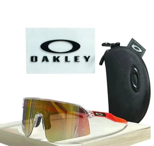 Gafas de Sol Oakley Sutro al aire