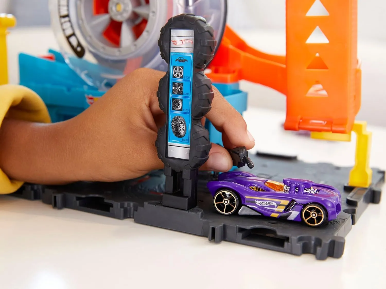 Juego De Pista De Autos City Super Twist De Hot Wheels