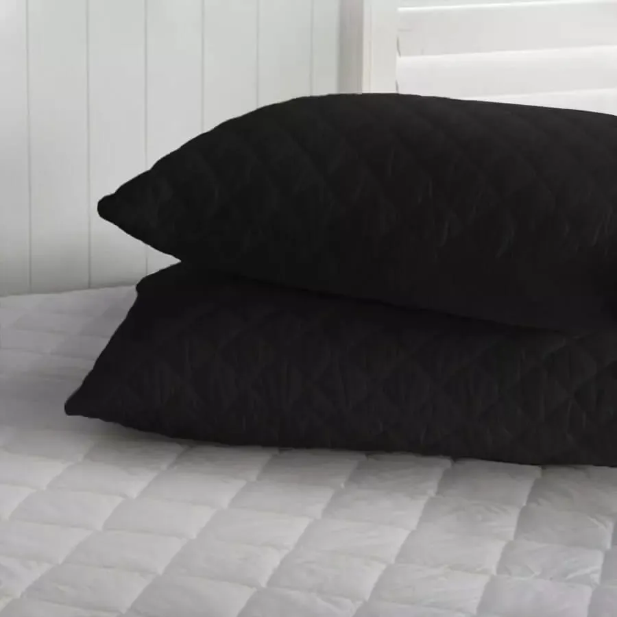 Set *2 Protectores De Almohadas Acolchada Negro 50 cm*70 cm