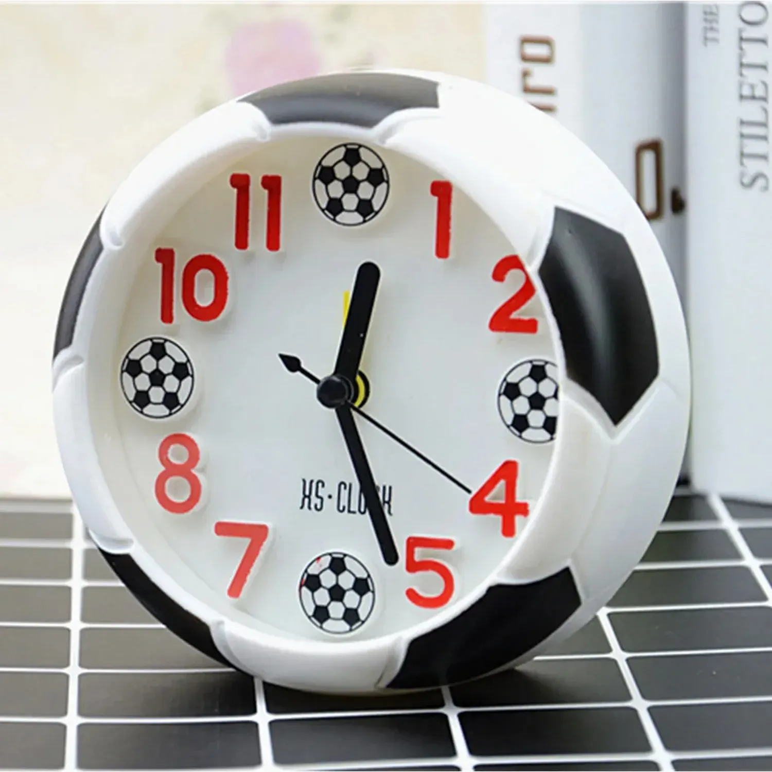 Reloj De Mesa Despertador Balon Futbol Soccer Unisex+bateria