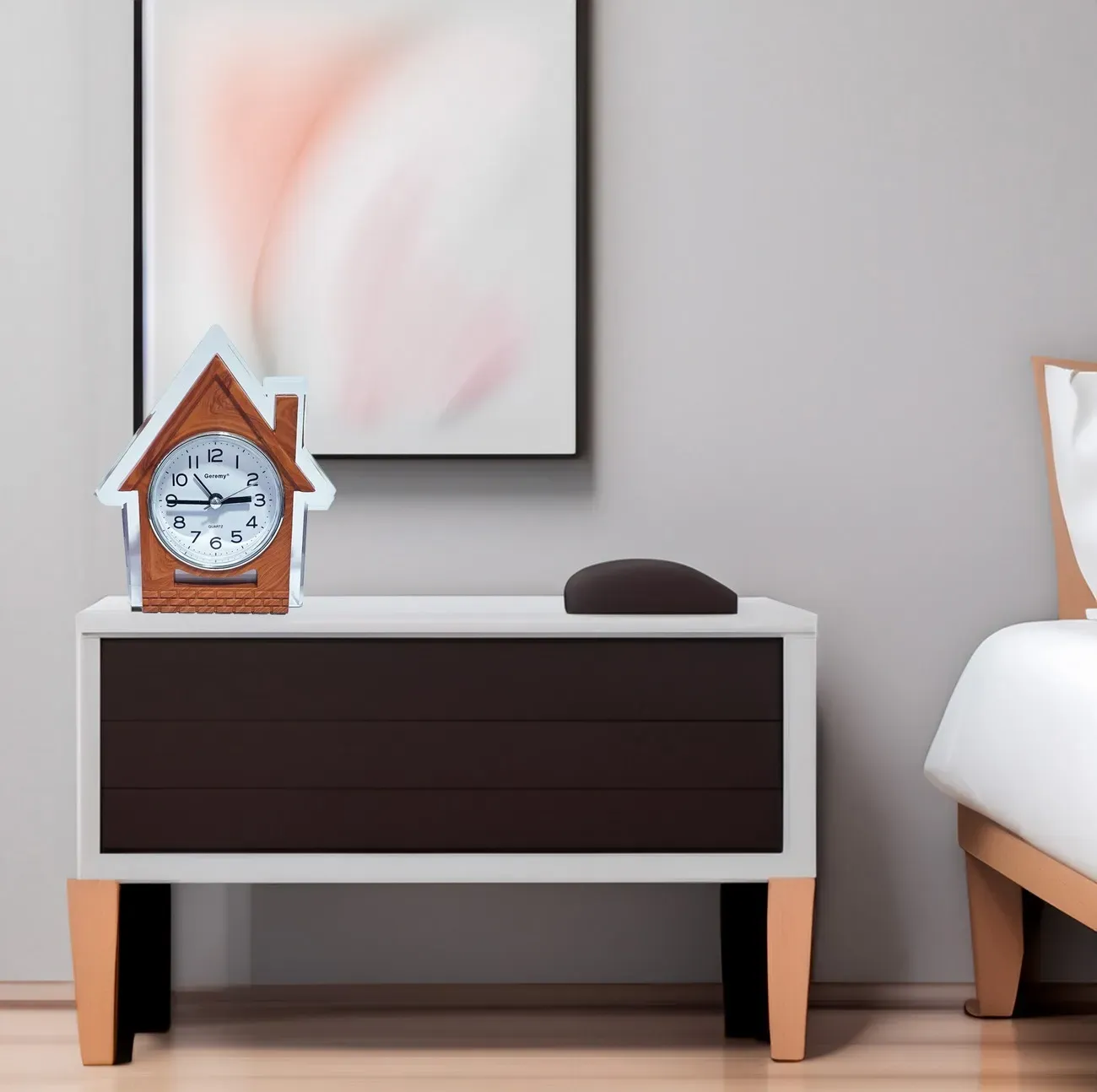 Reloj De Mesa Figura Casa Tono Madera Alarma + Bateria