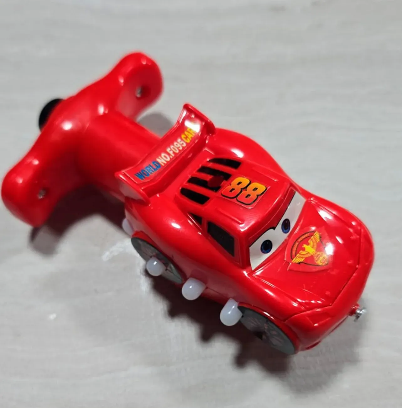 Trompo Luces Rayo Mcqueen Cars Luces Musical Interactivo