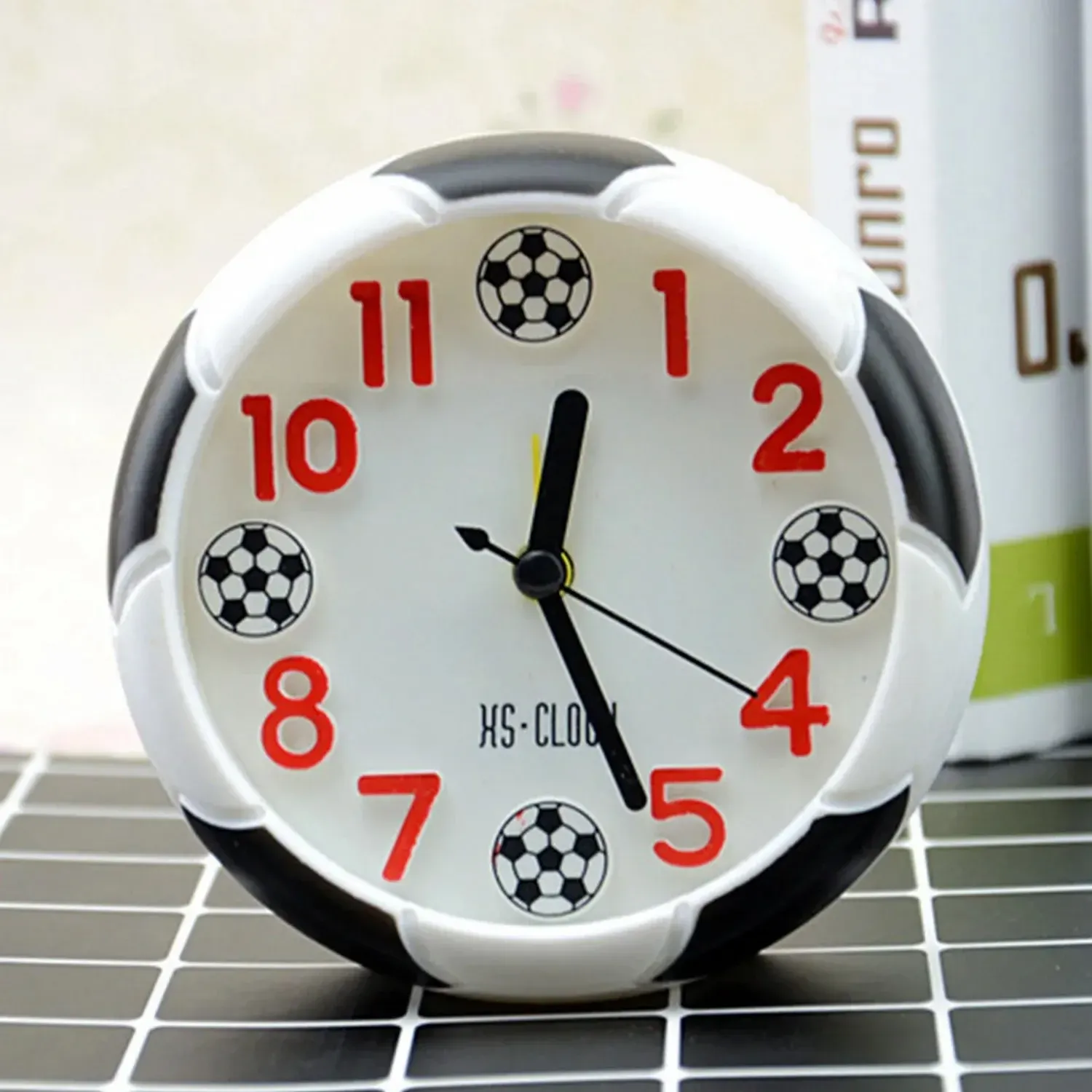 Reloj De Mesa Despertador Balon Futbol Soccer Unisex+bateria