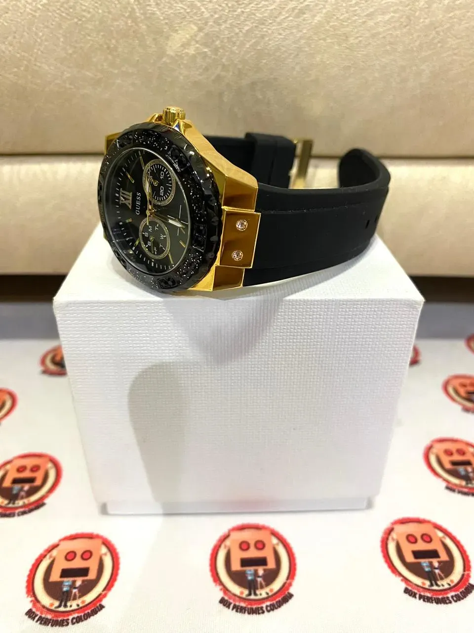 Reloj Guess U1052L3 Dama 38mm