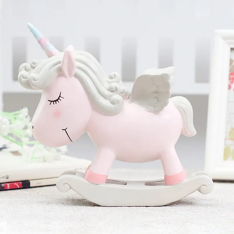 Unicornio alado decorativo rosa