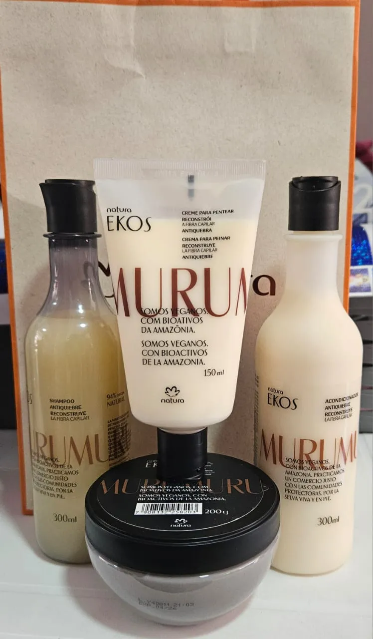 Natura Ekos Kit Murumuru Antiquiebre: Shampoo Murumuru 300ml, Acondicionador Murumuru 300ml, Máscara Antiquiebre 200g y Crema de Peinar MuruMuru 150ml