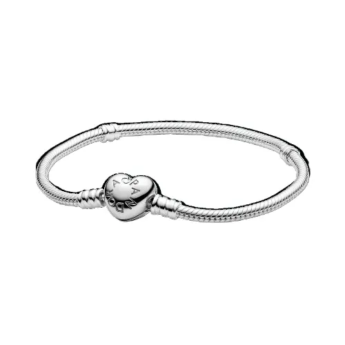 Brazalete TIPO Pandora Moments Cadena de Serpiente Con Broche de Corazón