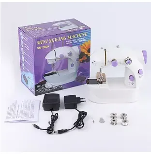 Maquina De Coser Portátil Mini Sewing Machine 4 In1 Color Blanco 