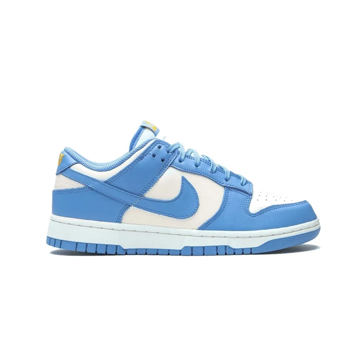 Zapatilla Nike SB Dunk Low Retro ‘Azul Blanco’ Coast