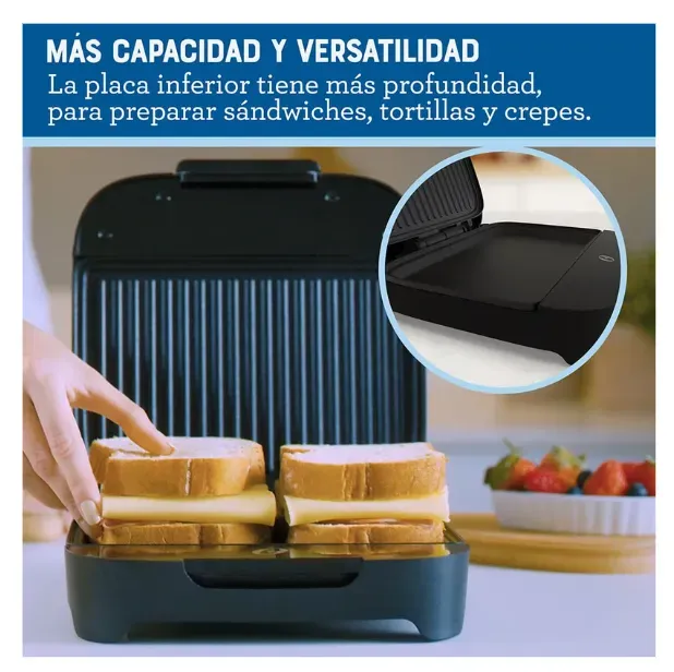 Sandwichera Compacta Negra Oster CKSTSM400