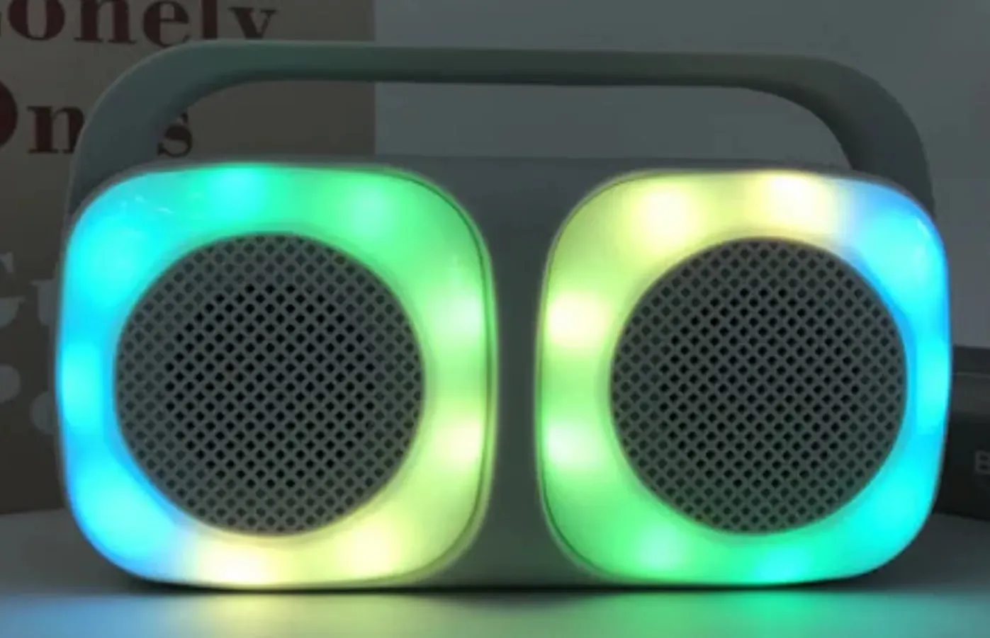 Bocina Rectangular Bluetooth 2×2 Con Doble Altavoz y Luces RGB