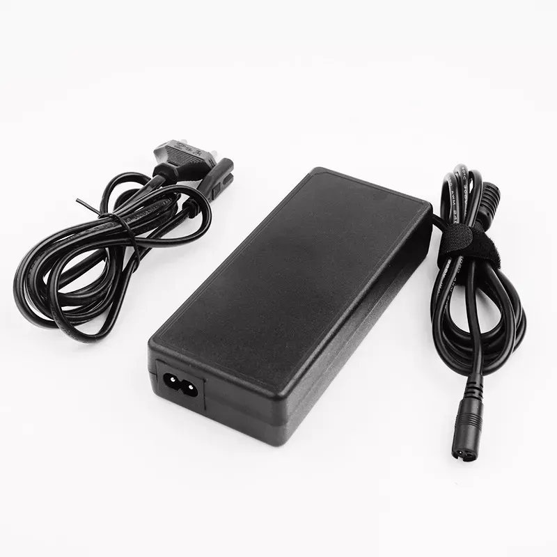 Cargador Notebook Laptop Portátil Universal 120w negro