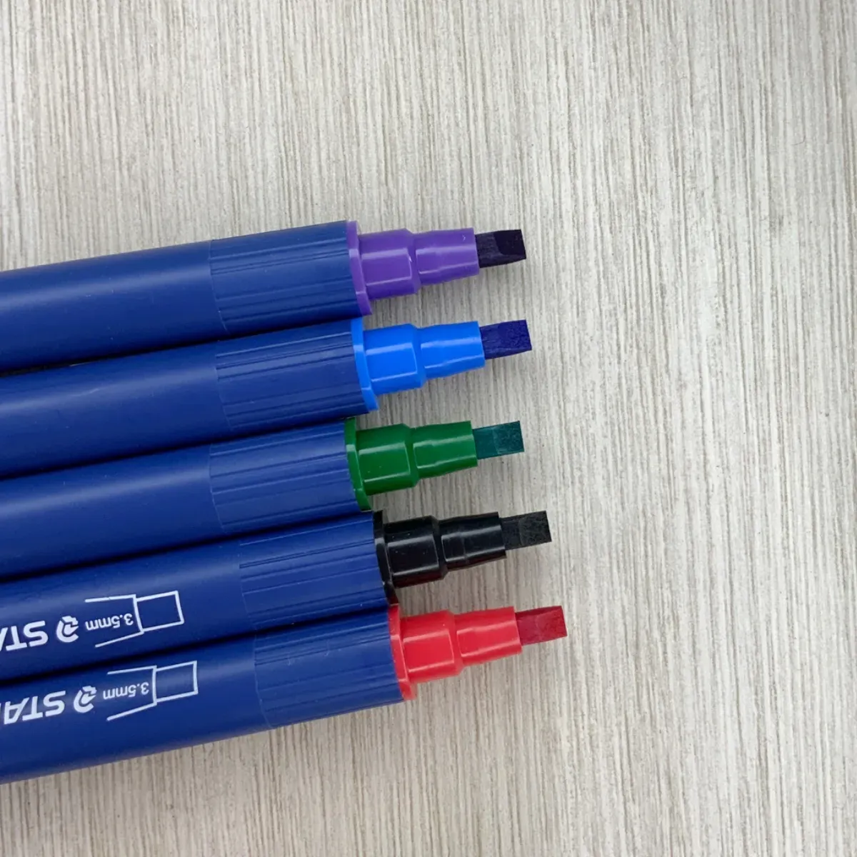 Marcador Para Caligrafía Staedtler Doble Punta X 5 Colores