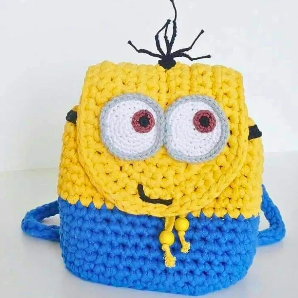 Mochila  Minion Tejido