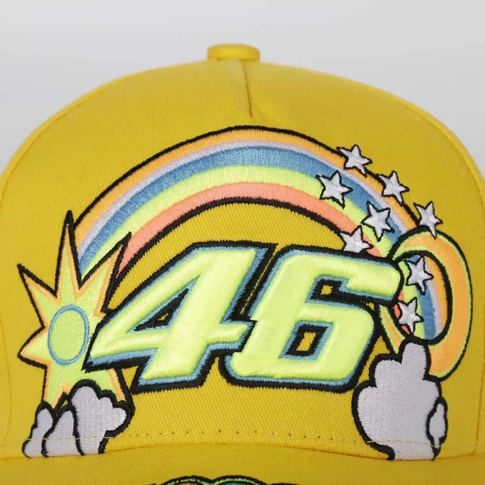 Gorra Yamaha VR46 Valentino Rossi Amarilla Sol y Luna