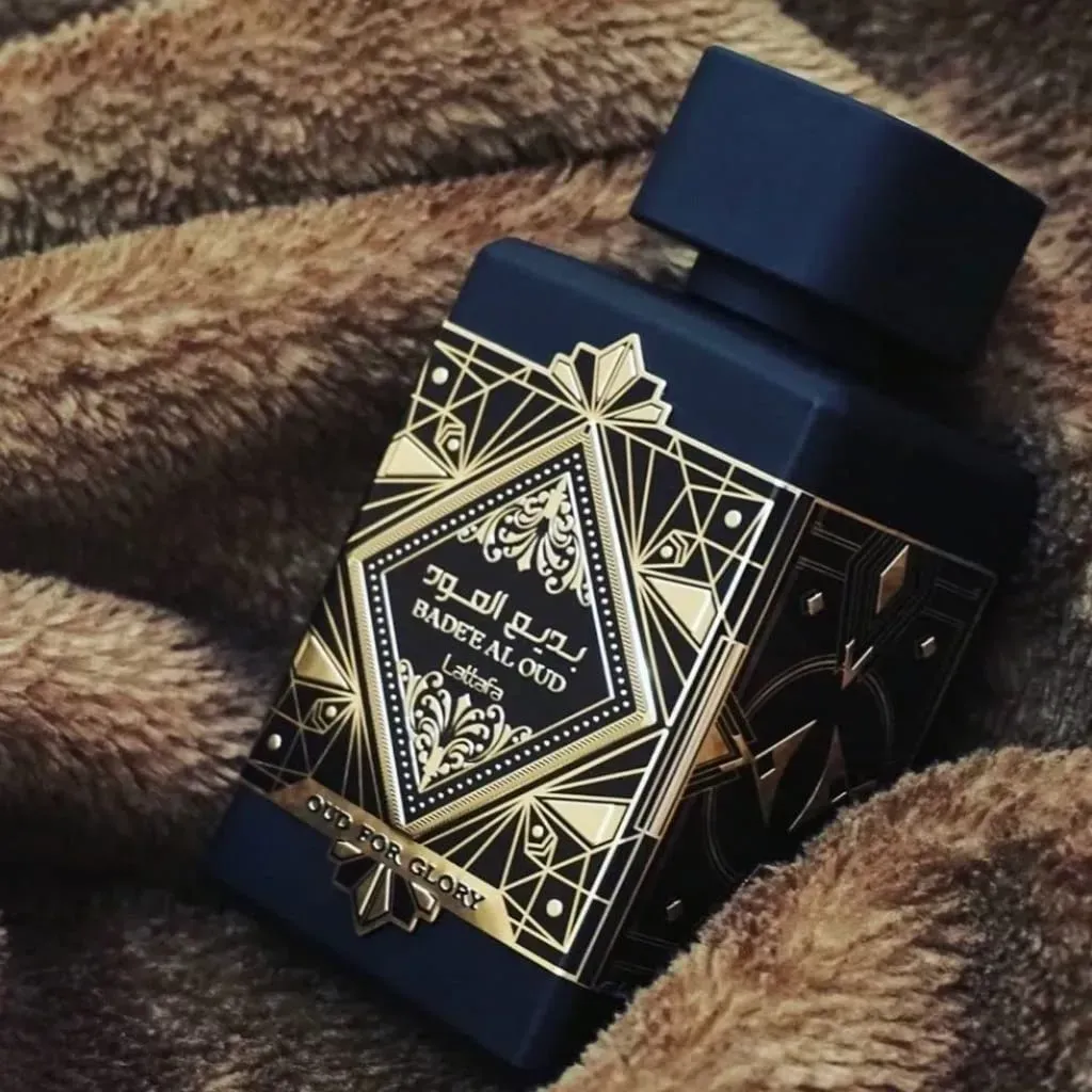 Perfume Bade'e Al Oud Oud for Glory Lattafa Unisex