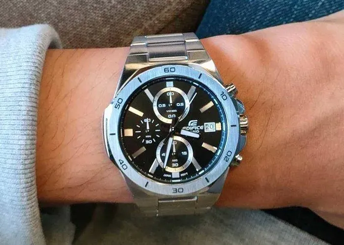 Casio Edifice Cronógrafo Estándar EFV-640D-1AV