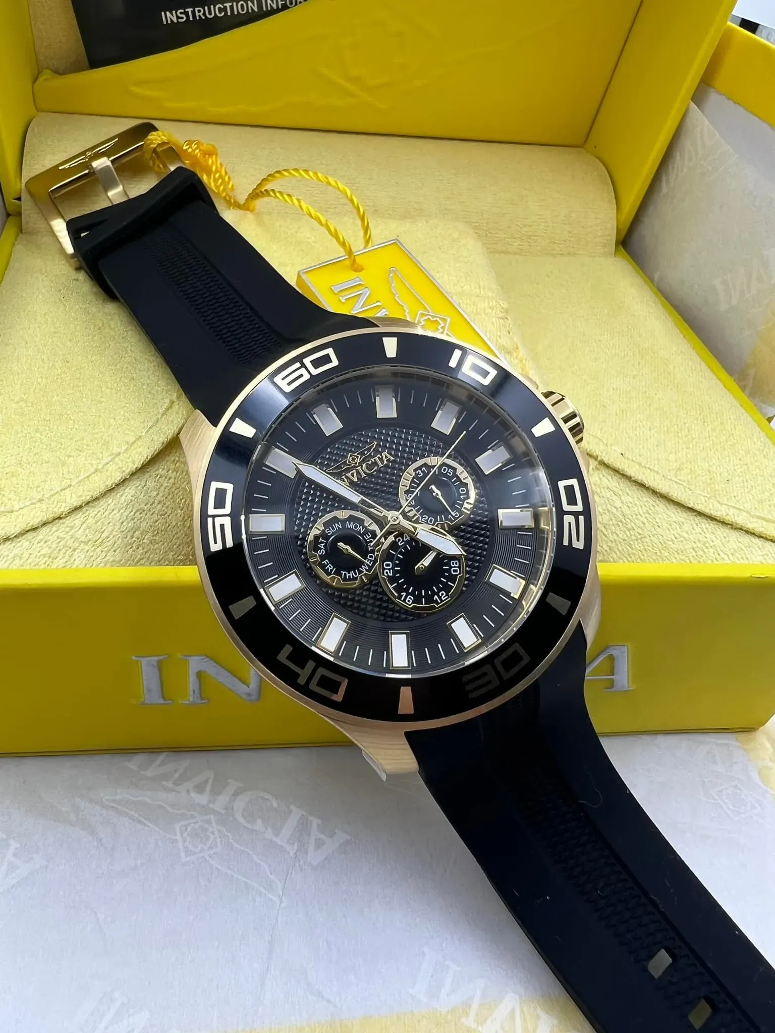 Invicta Pro Diver 28001