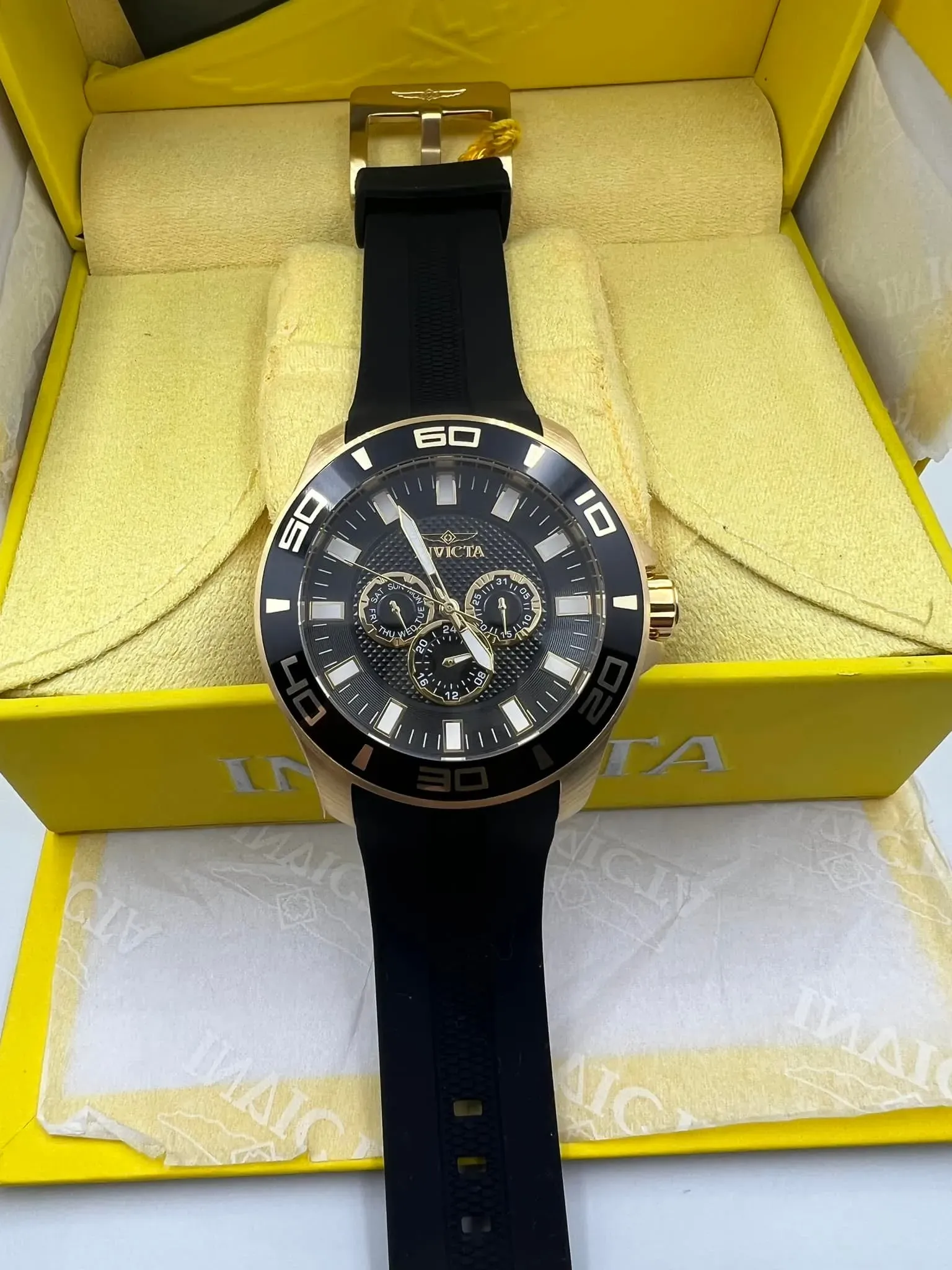 Invicta Pro Diver 28001