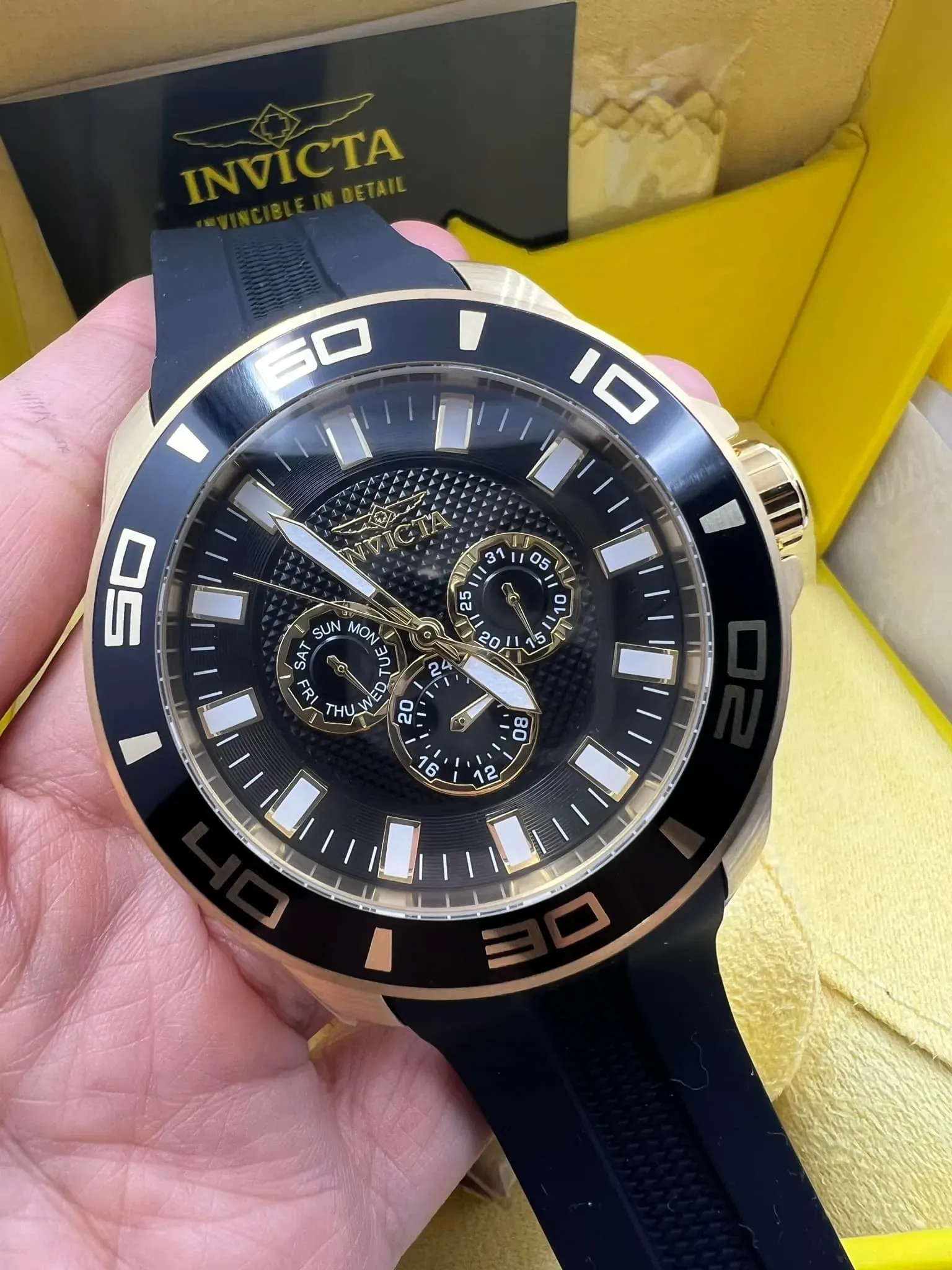 Invicta Pro Diver 28001