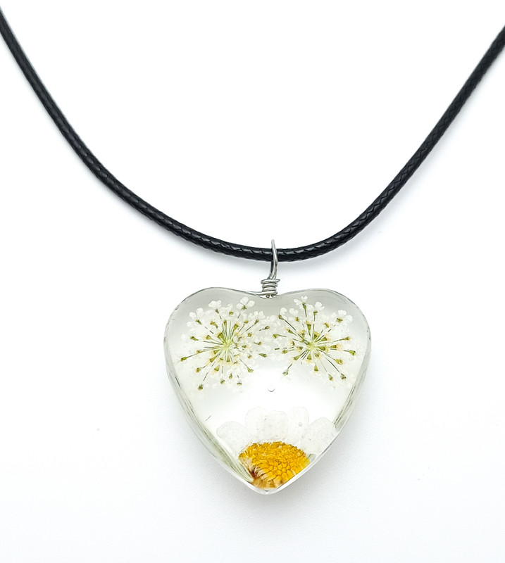 Collar Cristal Corazon Flor Blanca