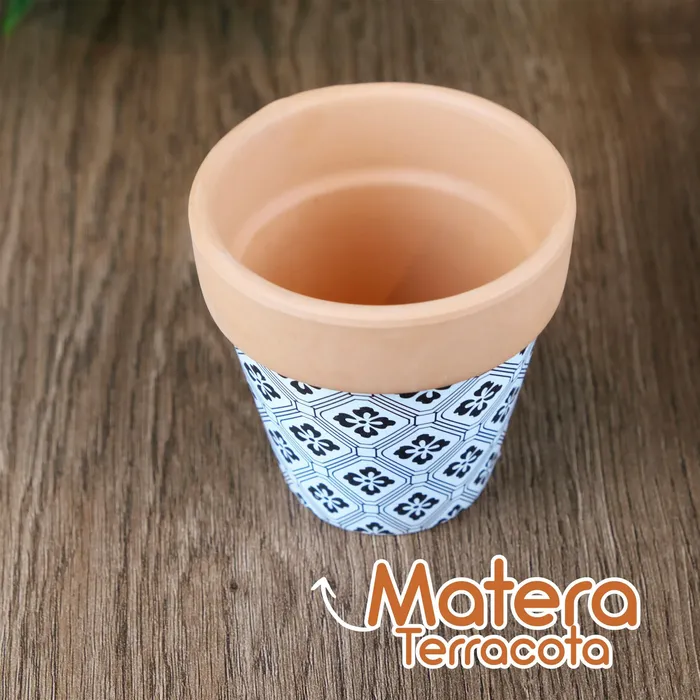 Matera Terracota Con Estampado Blanco Y Negro Flor Pequeño