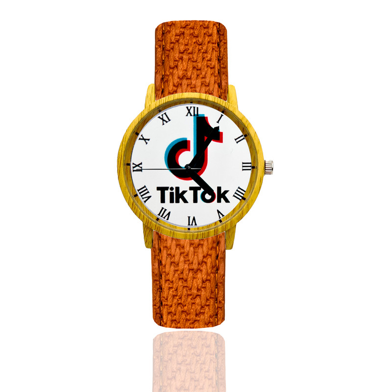 Reloj Tik Tok Estilo Madera Marron Claro