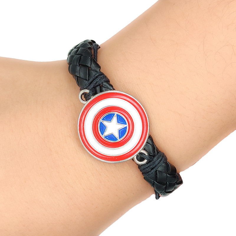 Pulsera Negra Capitan America Escudo